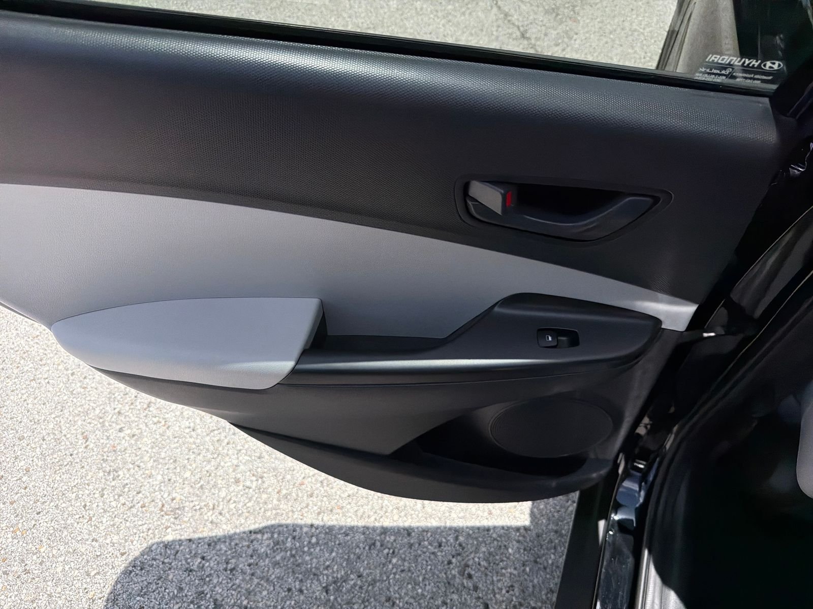 Used 2023 Abyss Black Hyundai SEL image 30