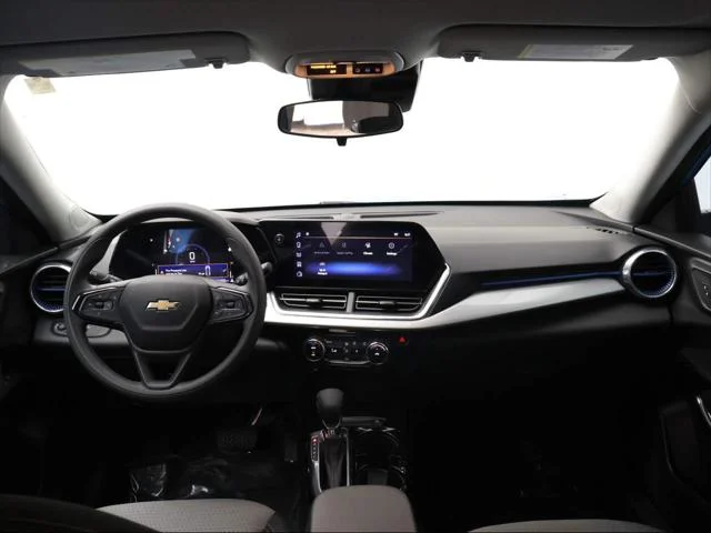2026 Chevrolet Trax LT - Photo 11