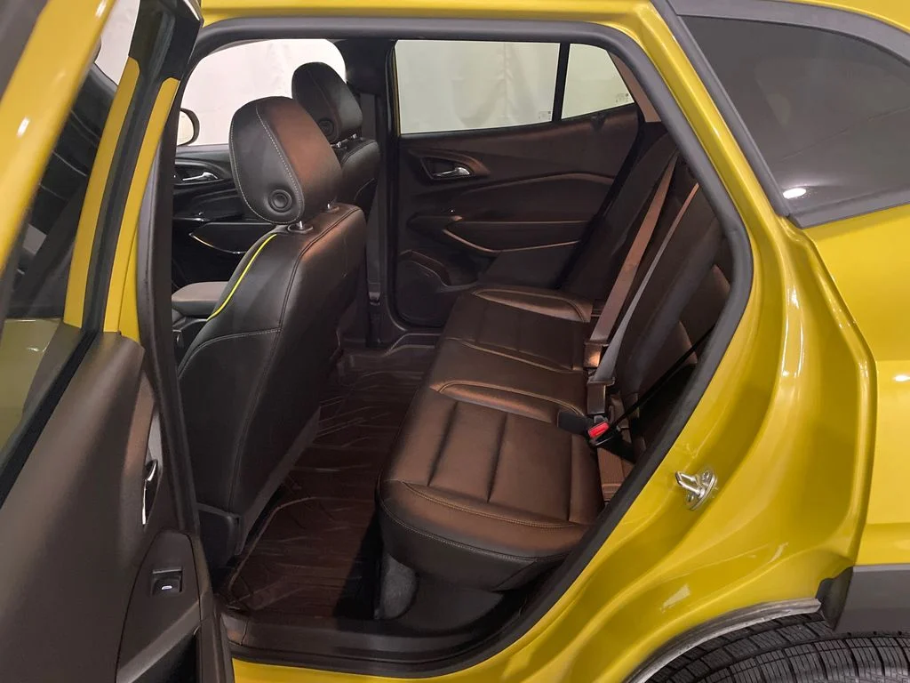 Used 2025 Nitro Yellow Metallic Chevrolet ACTIV image 28