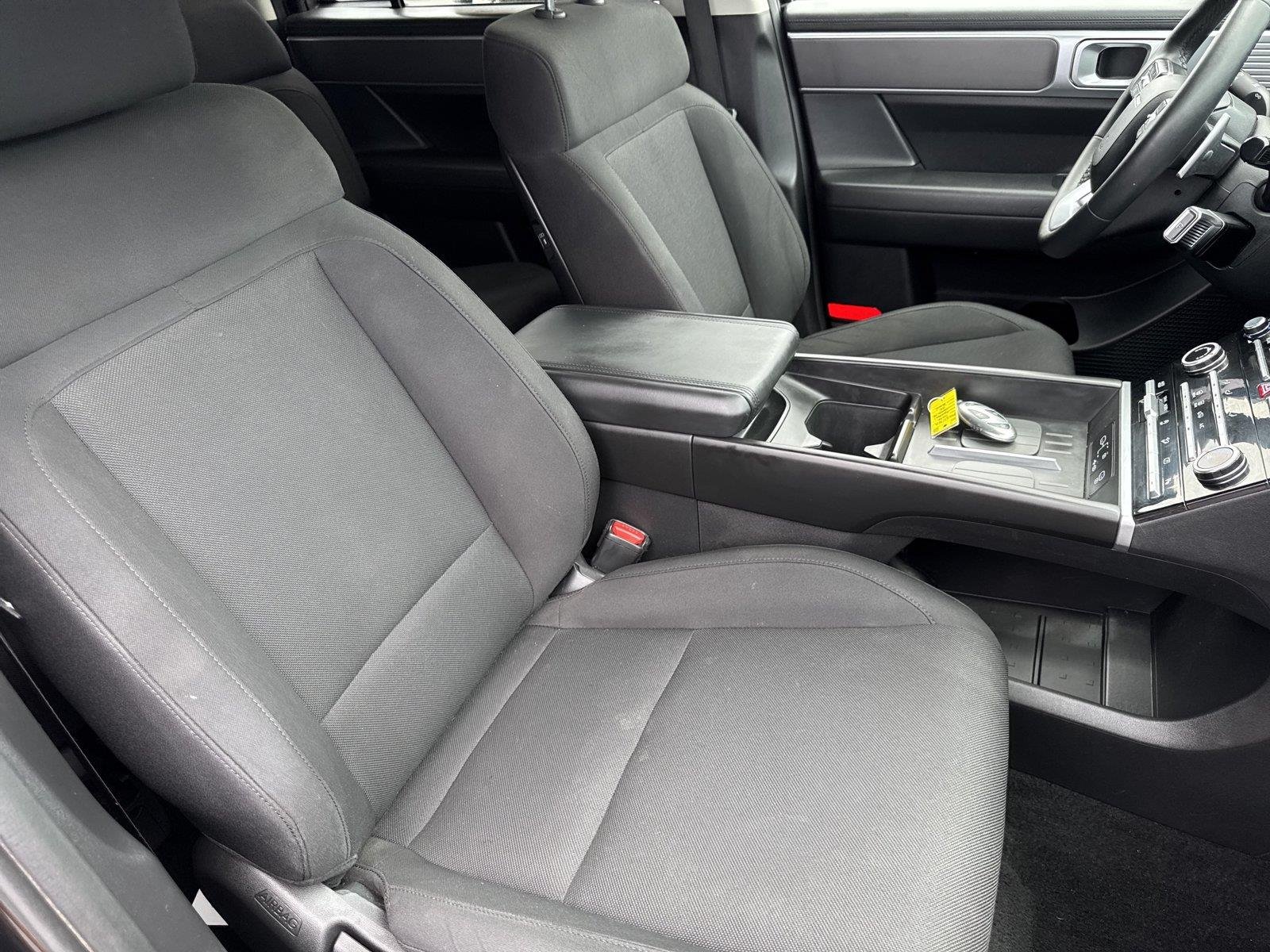 Used 2026 Phantom Black Hyundai SE image 38