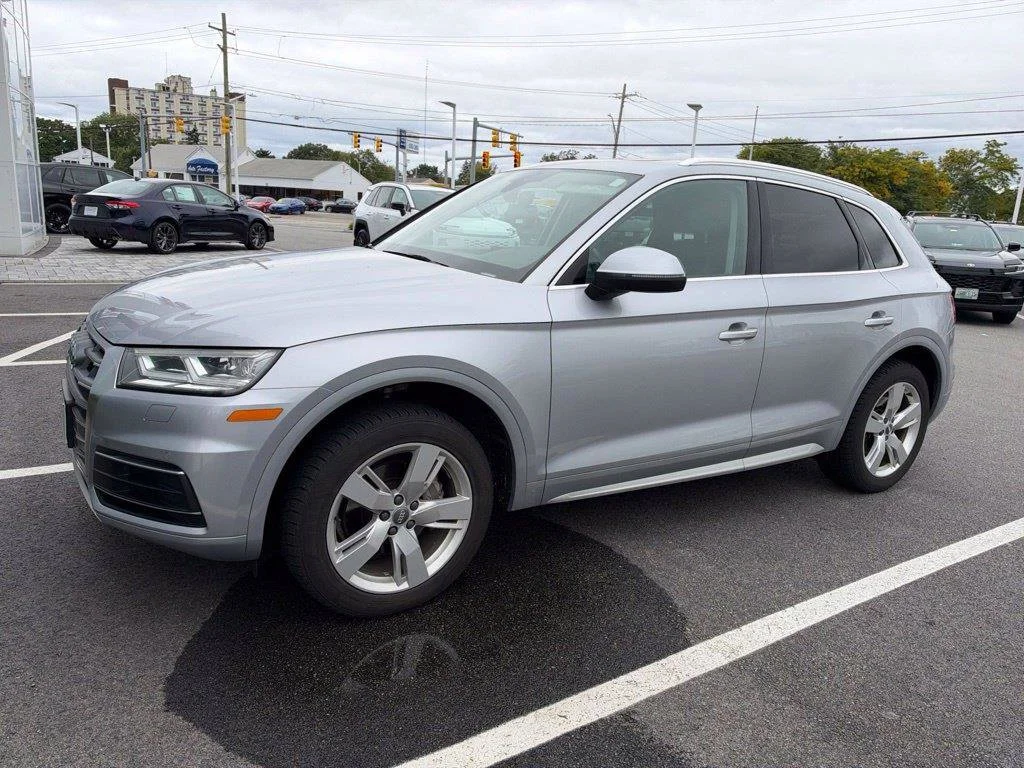 Used 2019 Florett Silver Metallic Audi 2.0T Premium Plus image 1