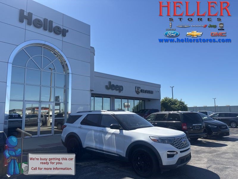 Used 2020 Star White Metallic Tri-Coat Ford Platinum image 1