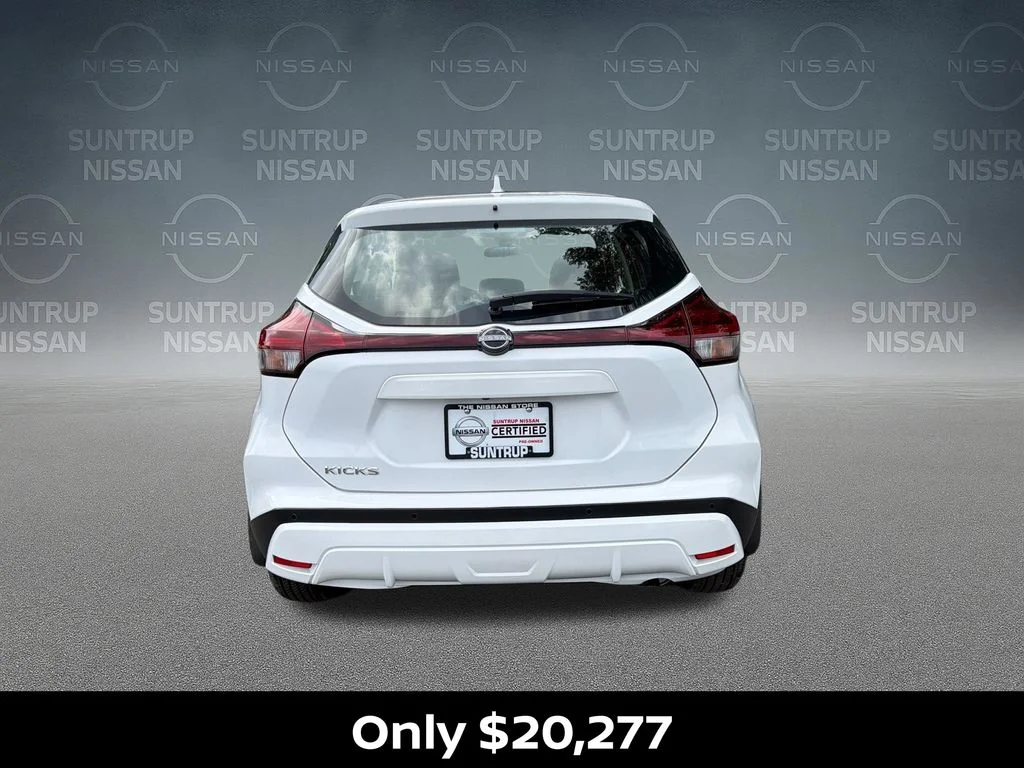 2025 Nissan KICKS PLAY Base - Photo 4
