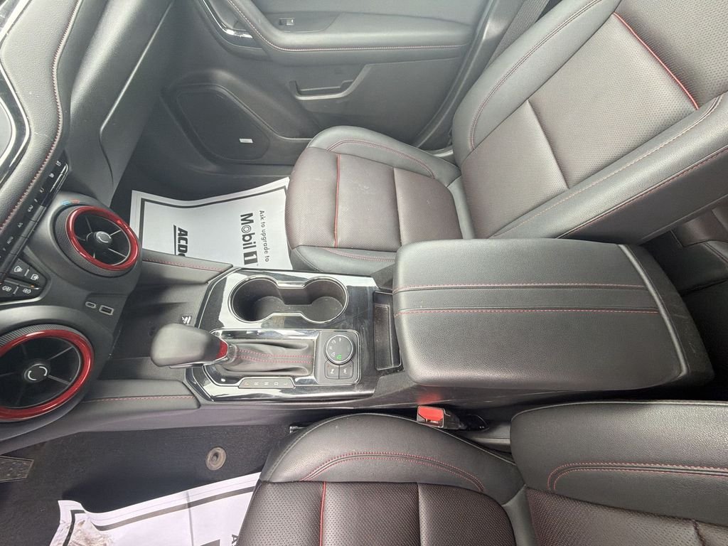Used 2024 Gray Chevrolet RS image 27
