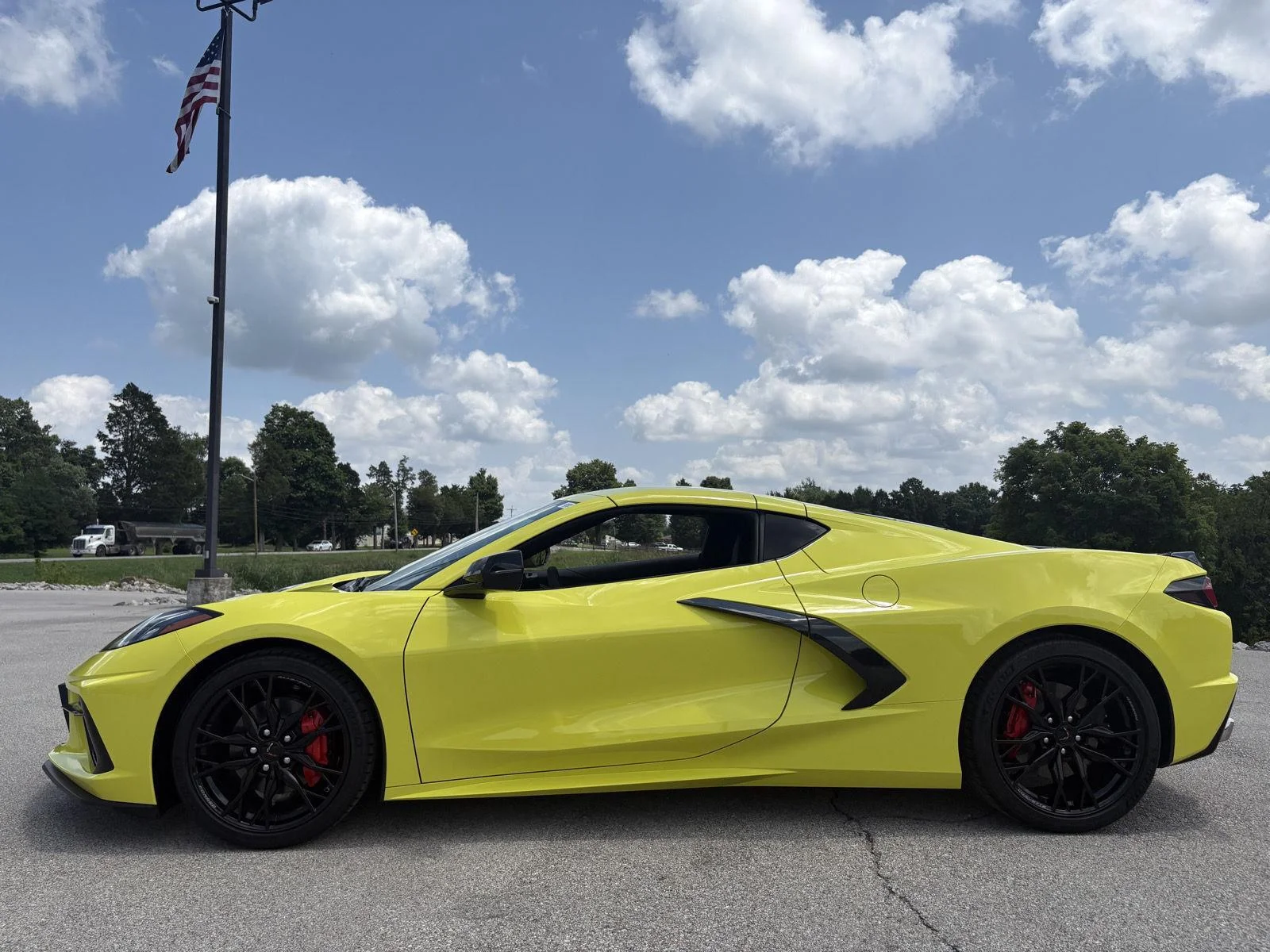 Used 2023 Accelerate Yellow Metallic Chevrolet 1LT image 27