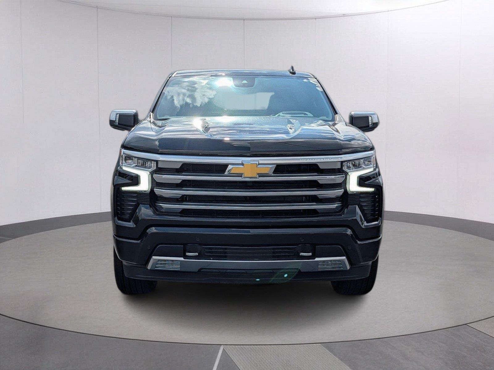 New 2026 Black Chevrolet High Country image 8