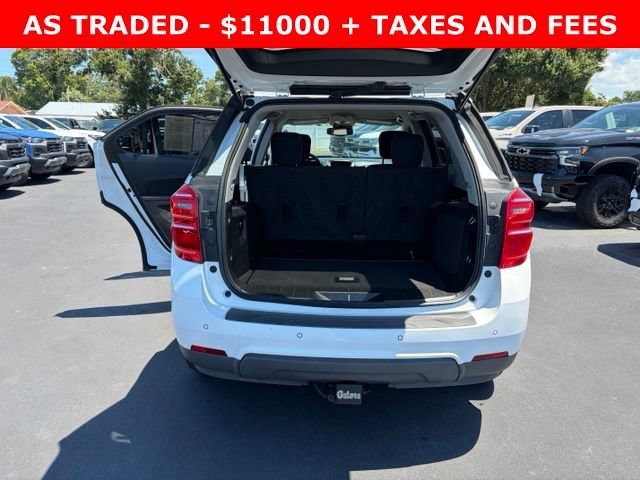 Used 2017 SUMMIT WHITE Chevrolet LT image 16