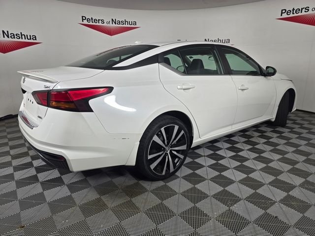 Used 2019 Pearl White Nissan 2.5 SR image 30