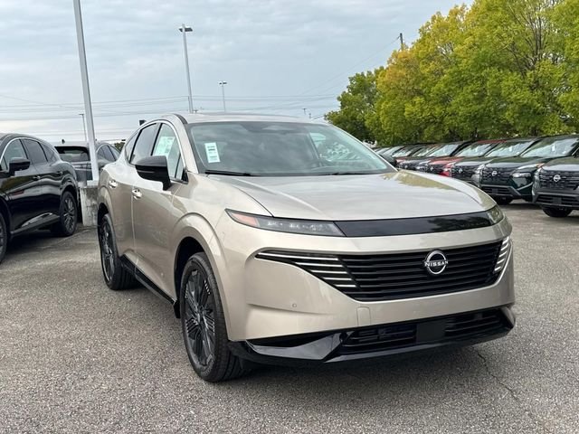 New 2027 Champagne Silver Metallic Nissan Platinum image 10