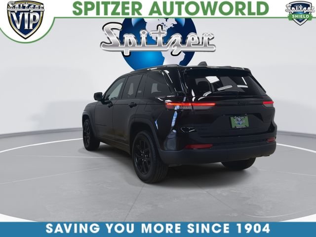 Used 2025 Black Jeep Altitude X image 8