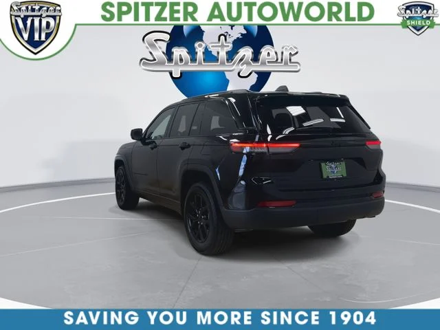 Used 2025 Black Jeep Altitude X image 8