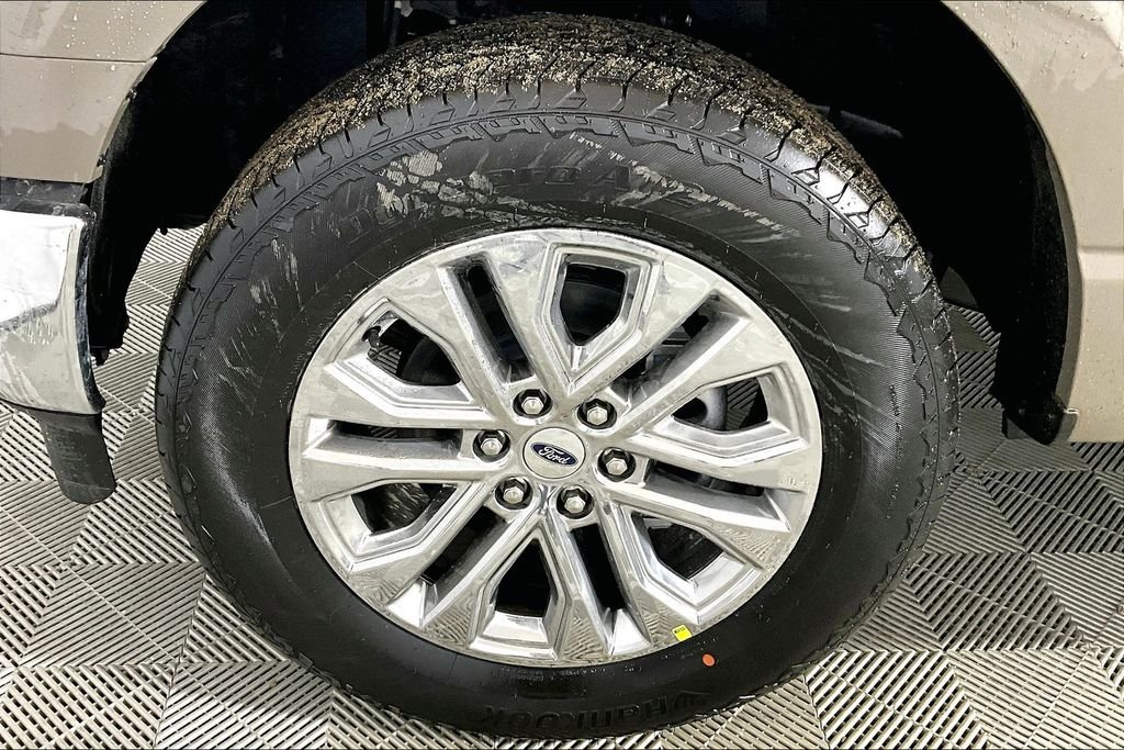 2025 Ford F-150 Lariat - Photo 11