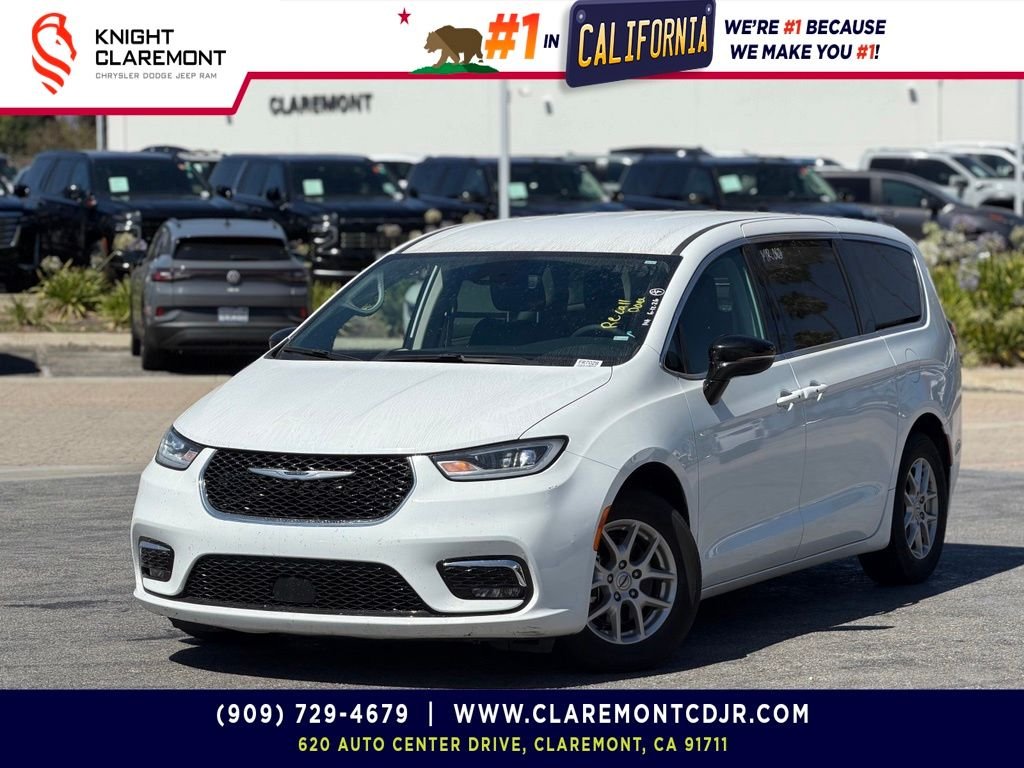 2024 Chrysler Pacifica