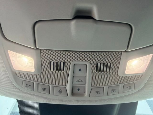 Used 2018 Blue Ford Limited image 21