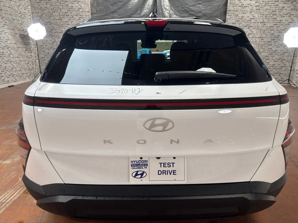 New 2027 Atlas White Hyundai SEL Sport image 6