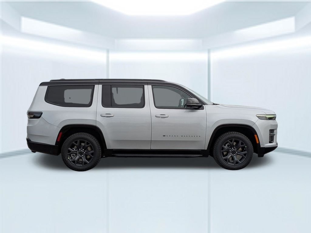 New 2026 Silver-Zynith Exterior Paint Jeep Upland image 7