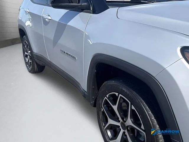 Used 2025 Silver Jeep Limited image 28