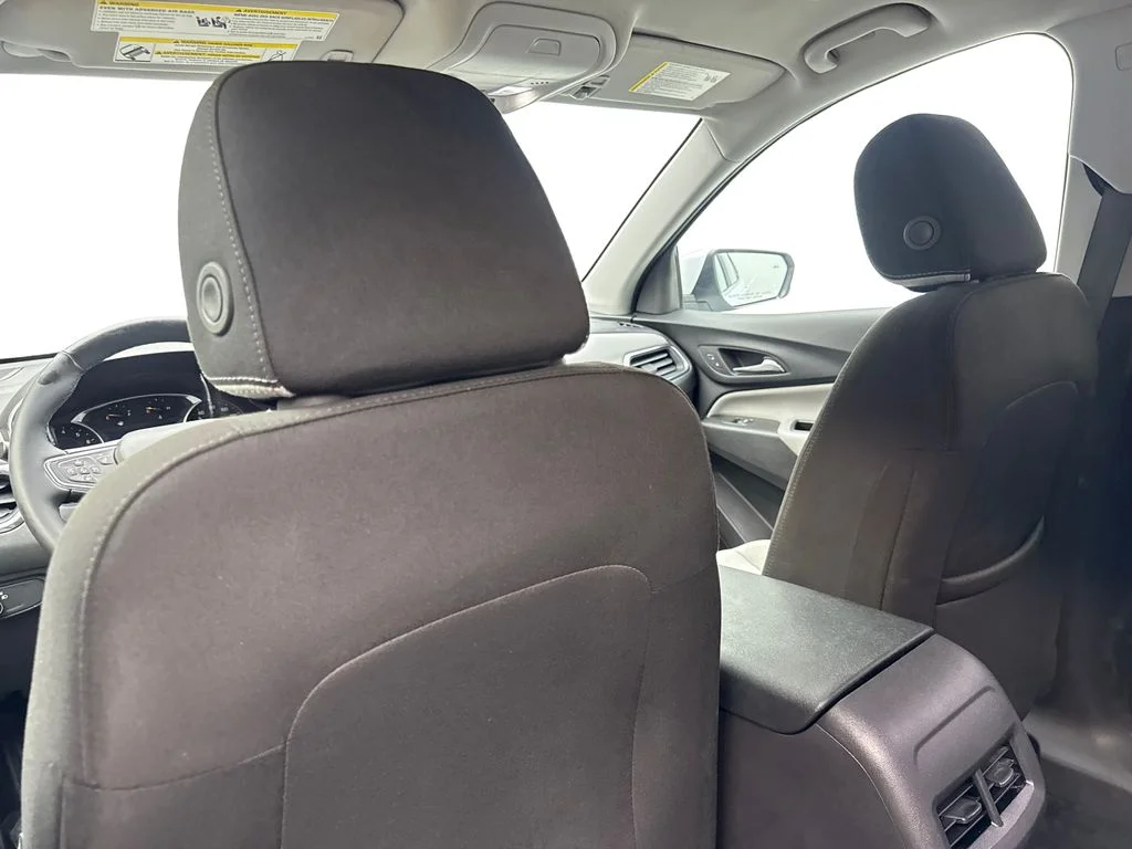 Used 2024 White Chevrolet LT image 37