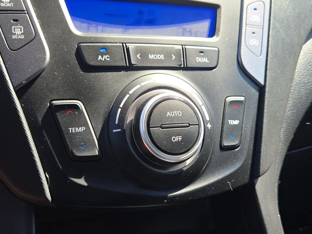 2014 Hyundai Santa Fe Sport 2.0T - Photo 27