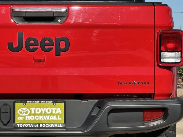 Used 2023 Red Jeep Texas Trail image 5