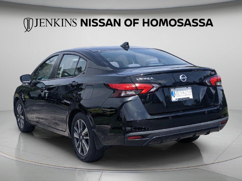 Used 2022 Black Nissan 1.6 SV image 7