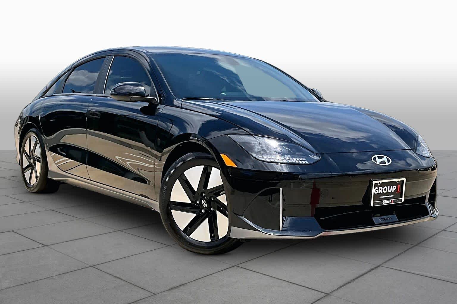 Used 2024 Hyundai IONIQ 6 SE with VIN KMHM24AA9RA070674 for sale in Houston, TX