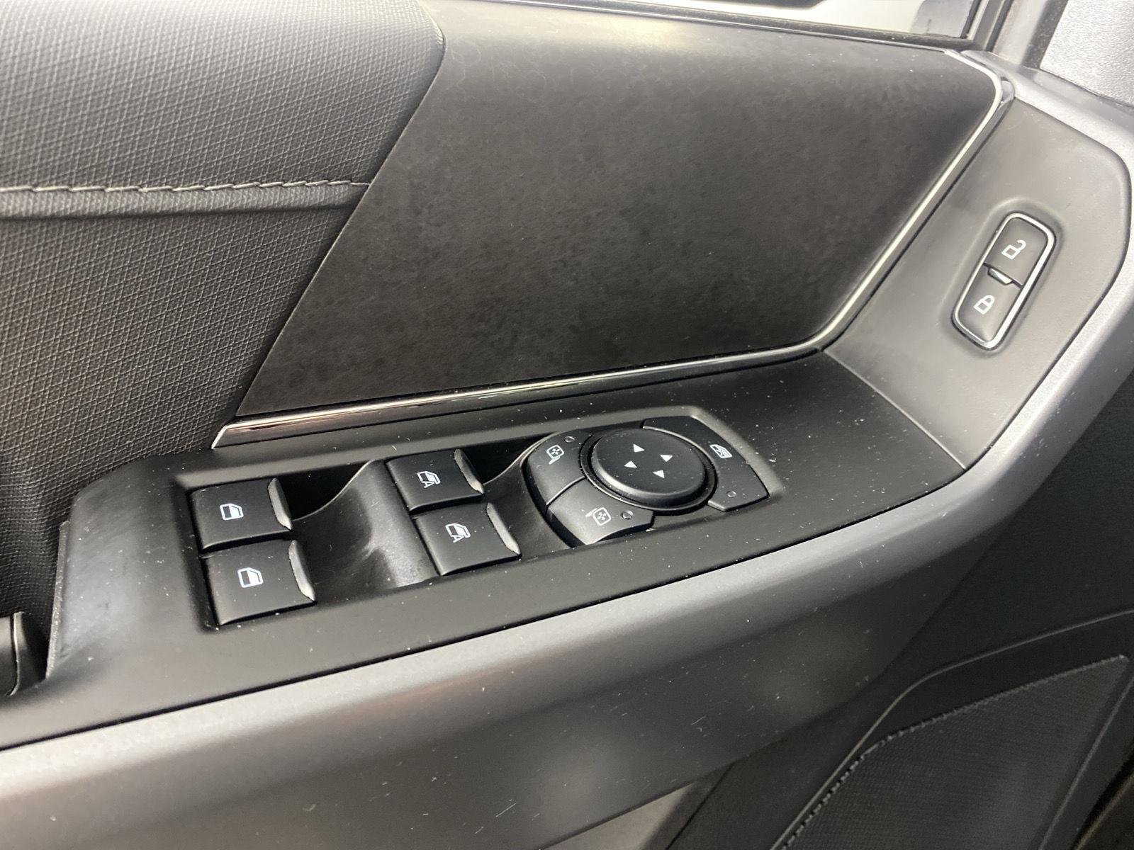 Used 2026 Agate Black Ford XLT image 12
