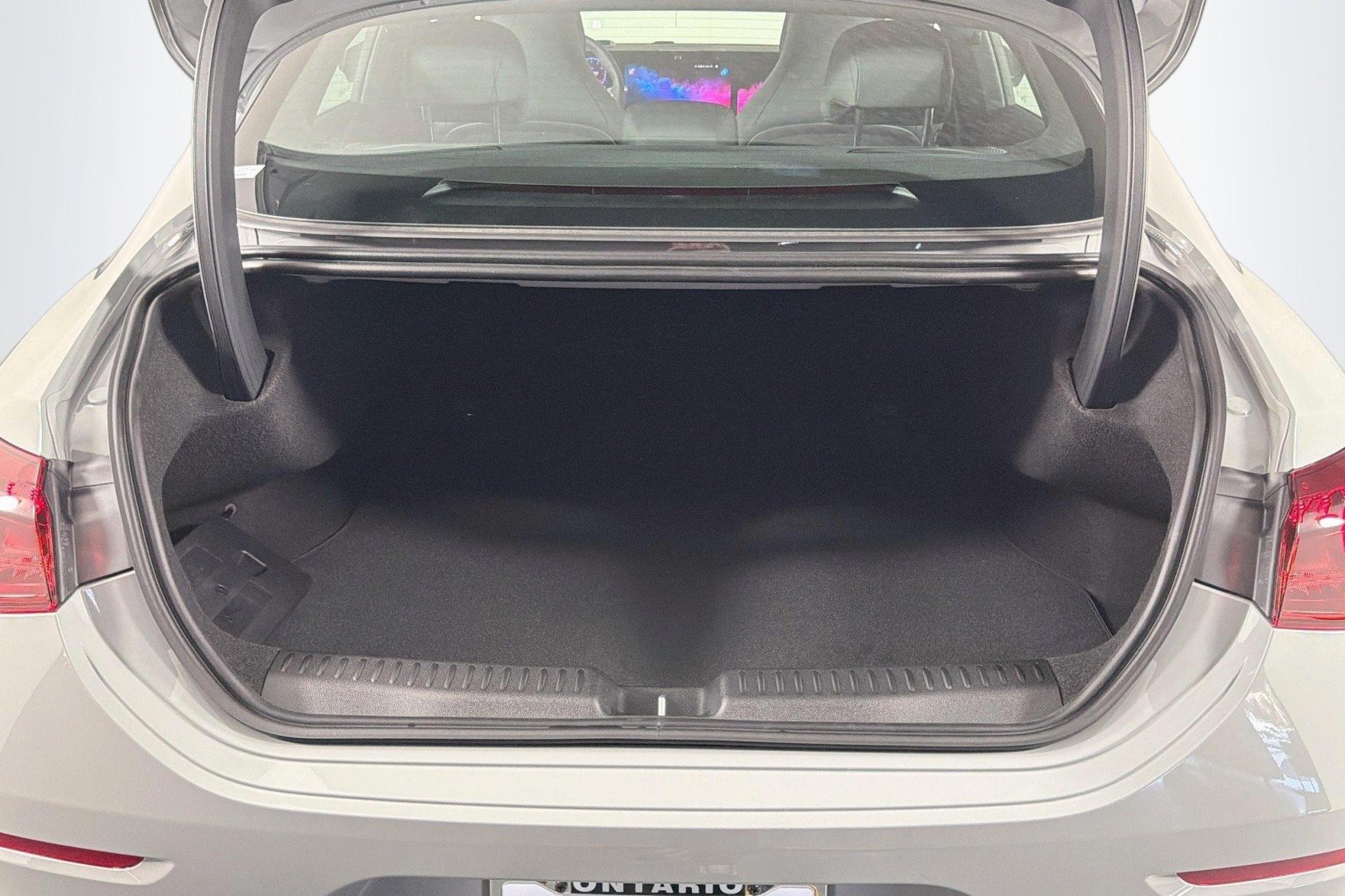 New 2027 MANUFAKTUR Alpine Grey Mercedes-Benz CLA 220 Hybrid image 21