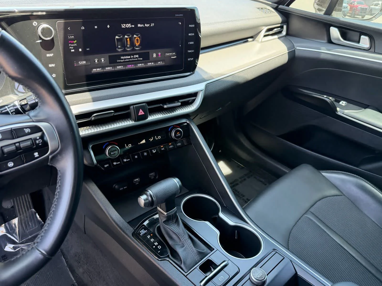 Used 2022 Glacial White Pearl Kia GT-Line image 25