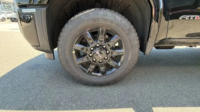 New 2026 Onyx Black GMC AT4 image 9