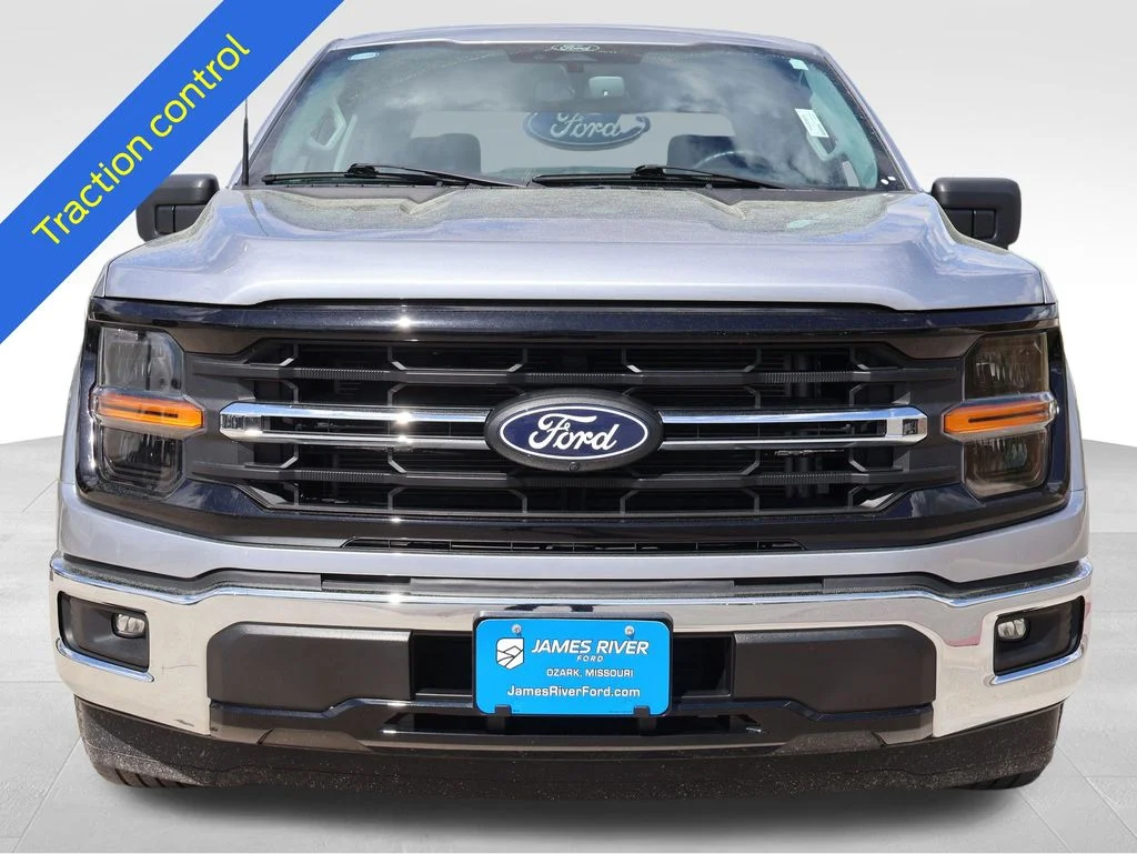 Used 2024 Silver Ford XLT image 9