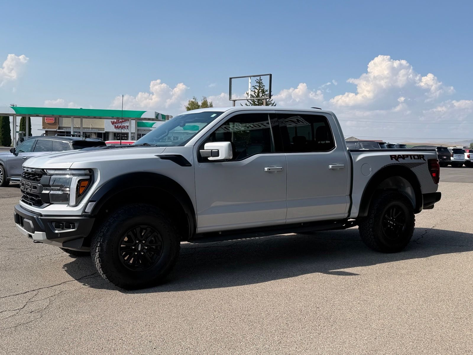 Used 2025 Space White Metallic Ford Raptor image 10