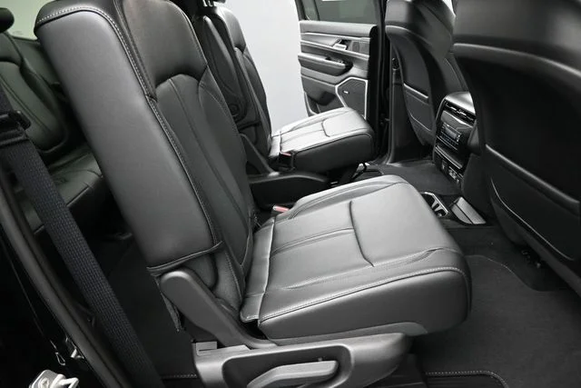 New 2026 High Gloss Black Exterior Paint Jeep  image 24
