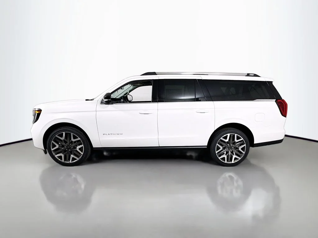 New 2026 Star White Metallic Tri-Coat Ford Platinum image 4