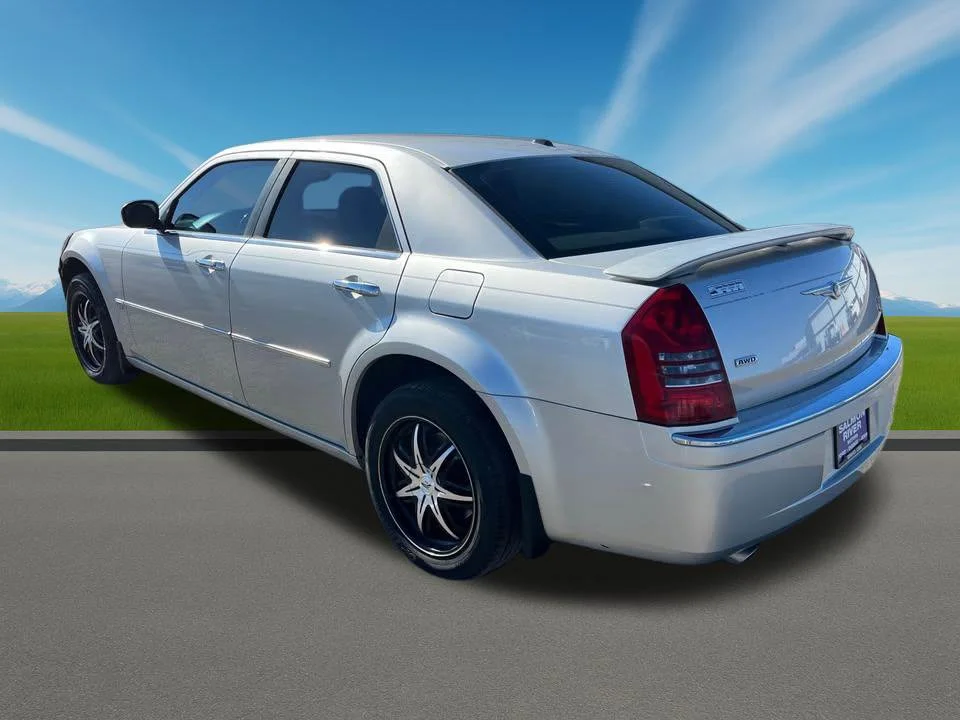 Used 2006 Silver Chrysler Base image 7