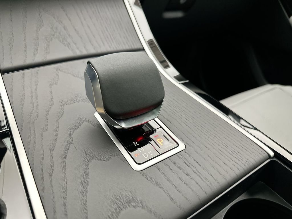 New 2026 Zadar Grey Land Rover S image 12