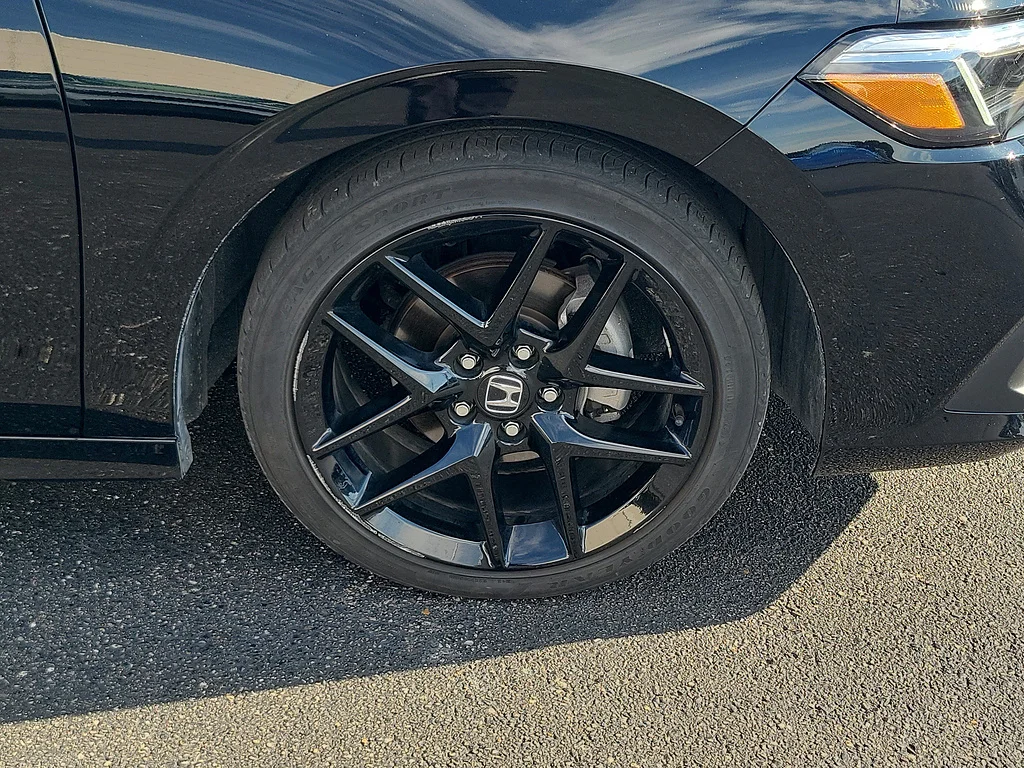 Certified Used 2024 Crystal Black Pearl Honda Sport image 6