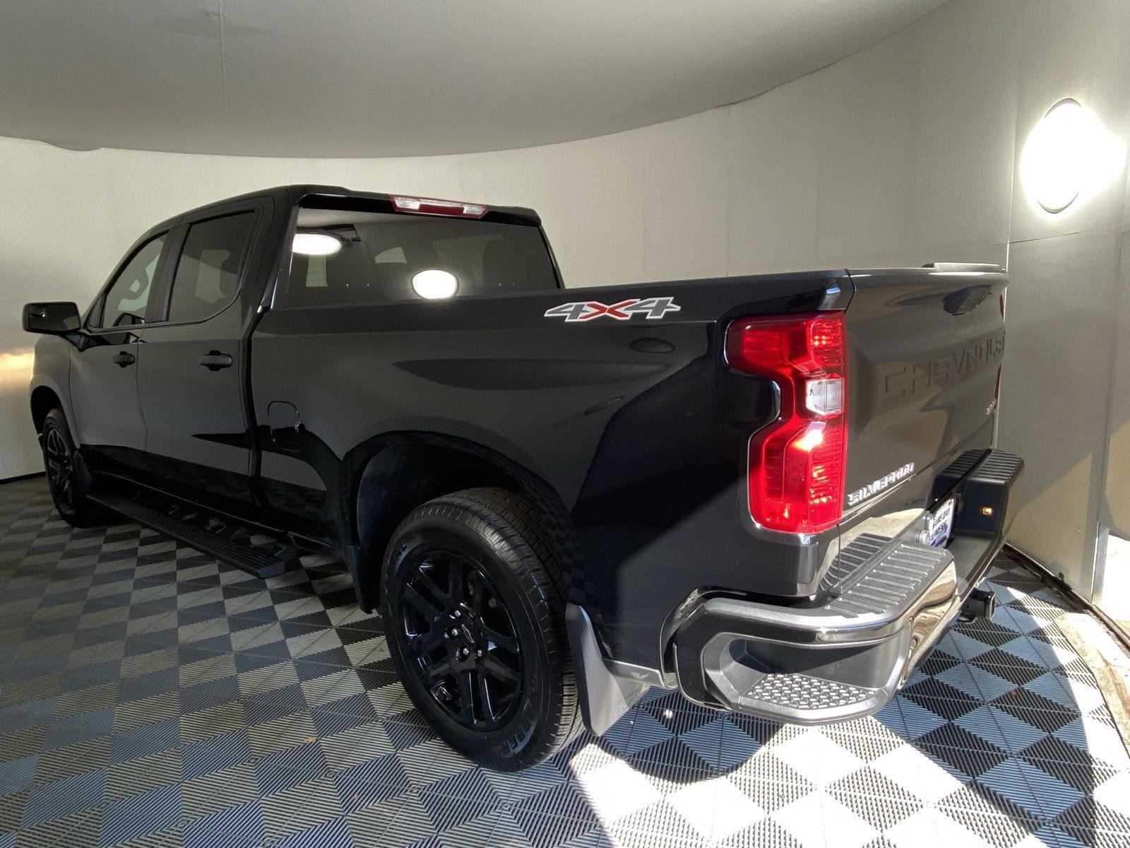 Used 2024 Black Chevrolet Custom image 14