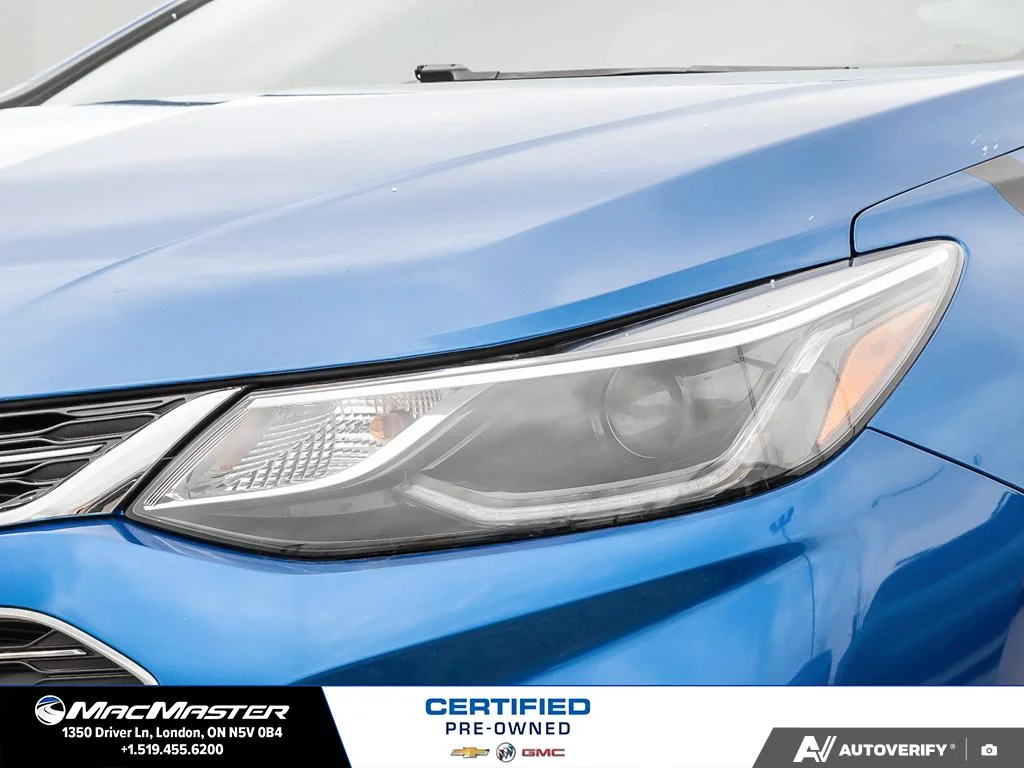 Certified Used 2018  Chevrolet Premier Auto image 13