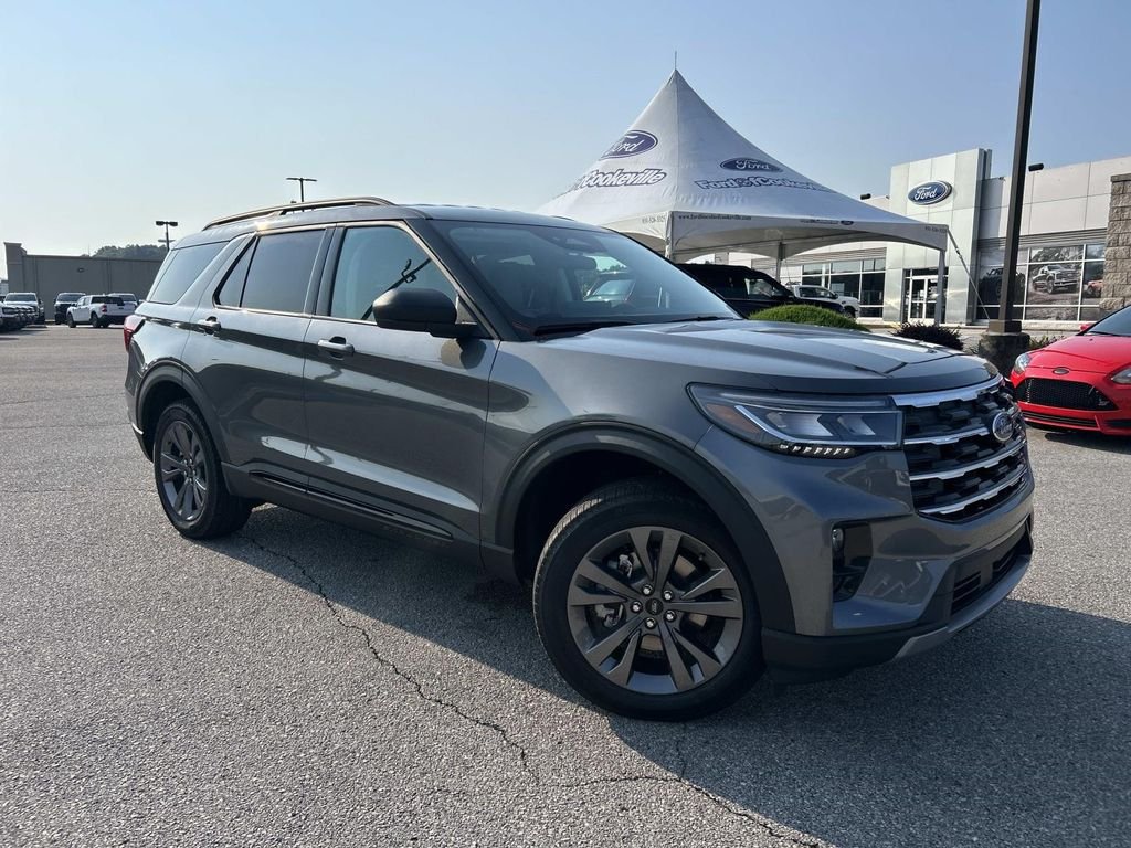 New 2026 Carbonized Gray Metallic Ford Active image 2