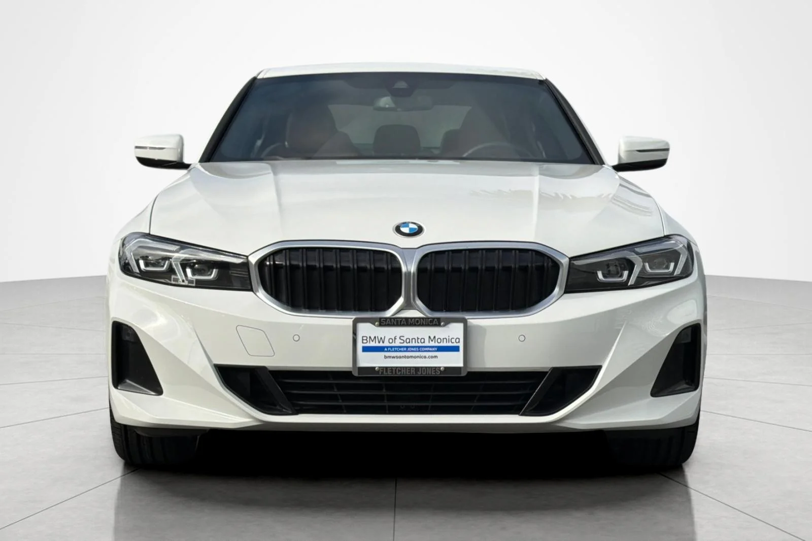 Used 2024 Alpine White BMW 330i image 8