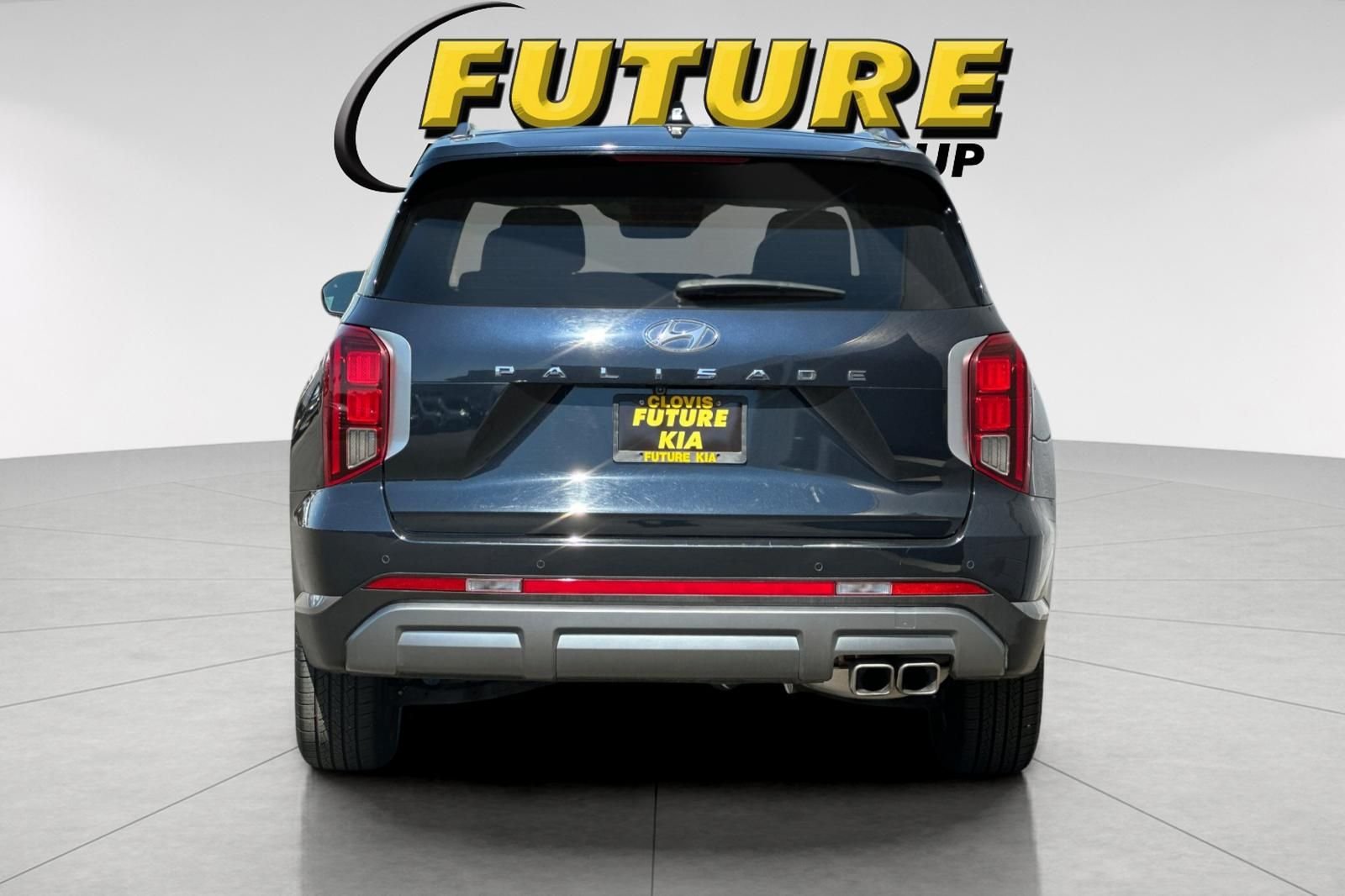 Used 2025 White Hyundai SEL image 5