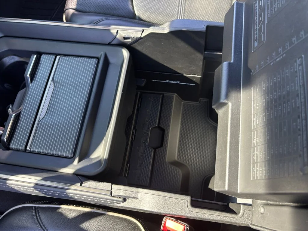 Used 2021 White Ram Limited image 12