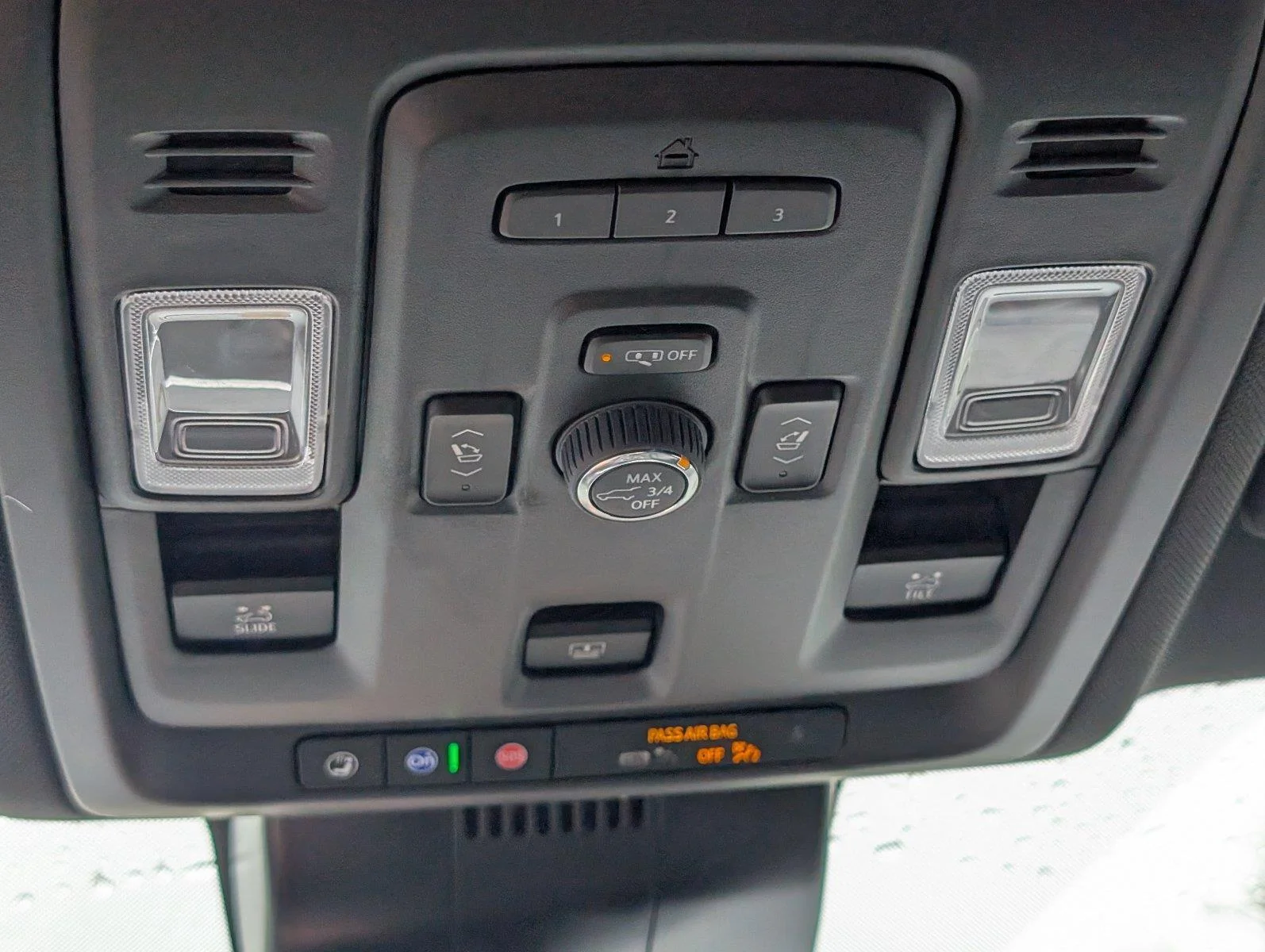 Used 2024 Black Chevrolet Z71 image 21