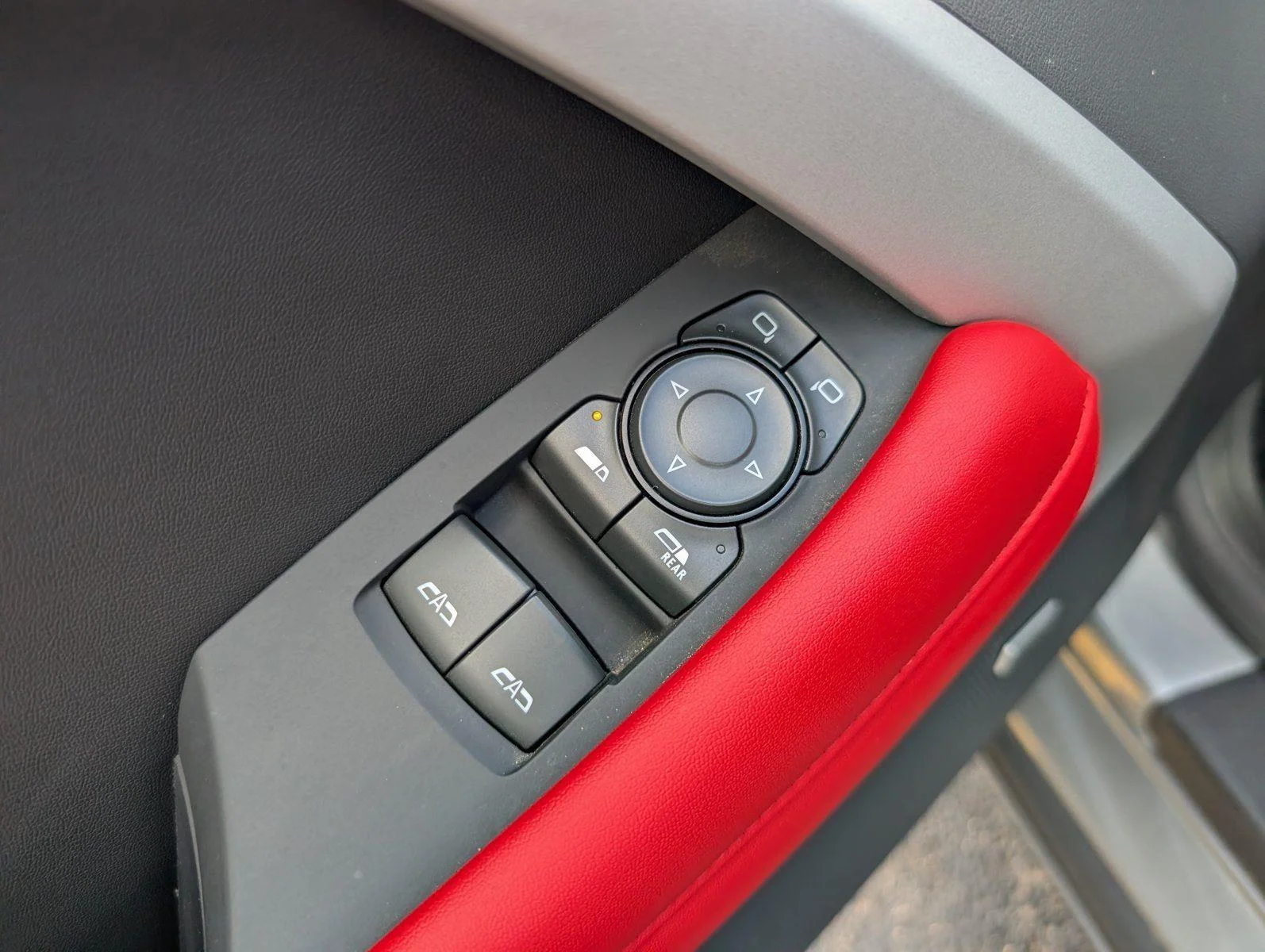Used 2023 Sharkskin Metallic Chevrolet LT1 image 14