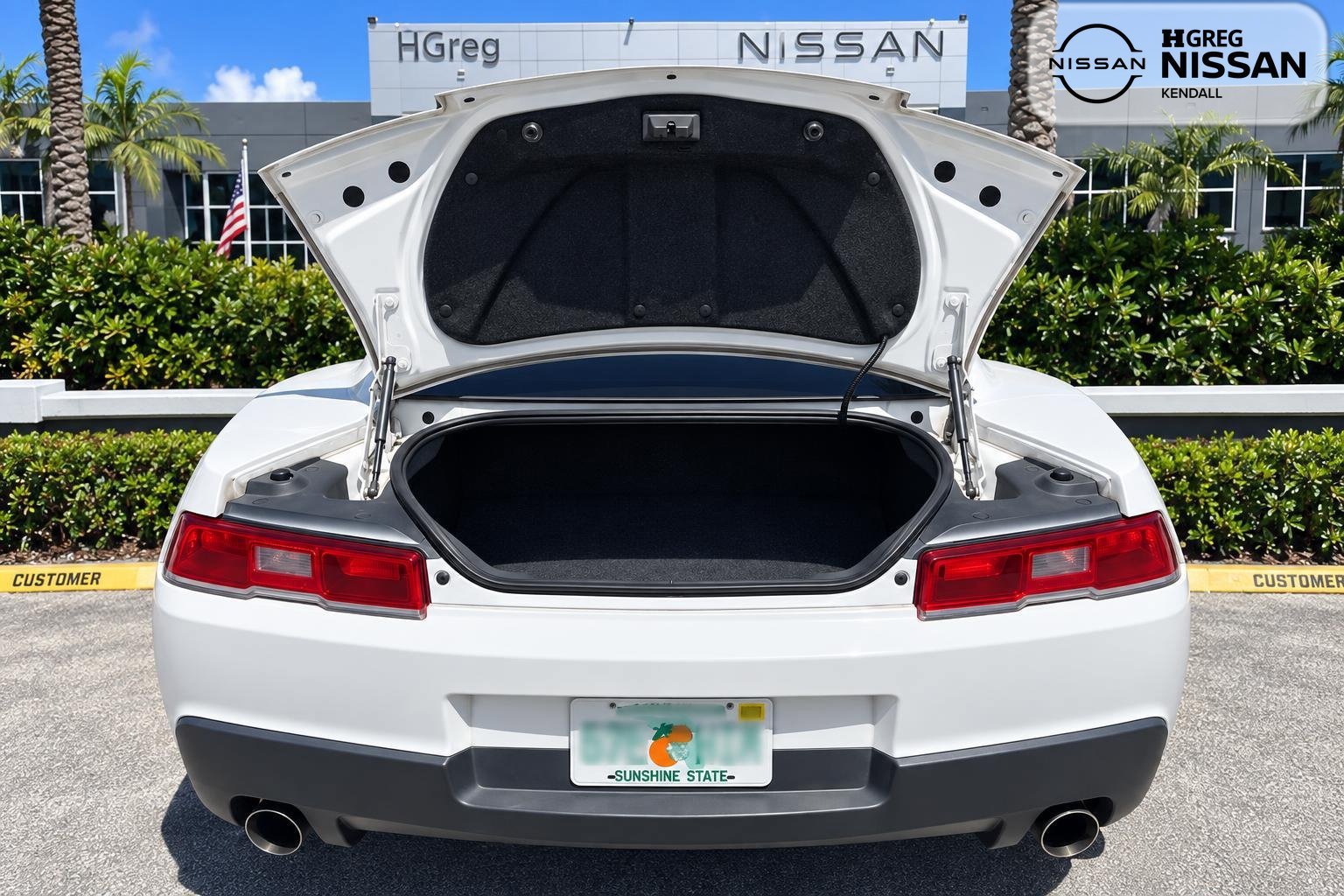 Used 2015 White Chevrolet 2LS image 13