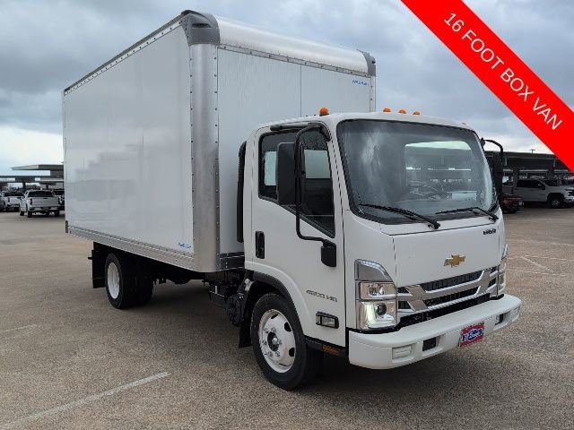 2025 Chevrolet Low Cab Forward 4500 Gas 176" WB Regular Cab's photo