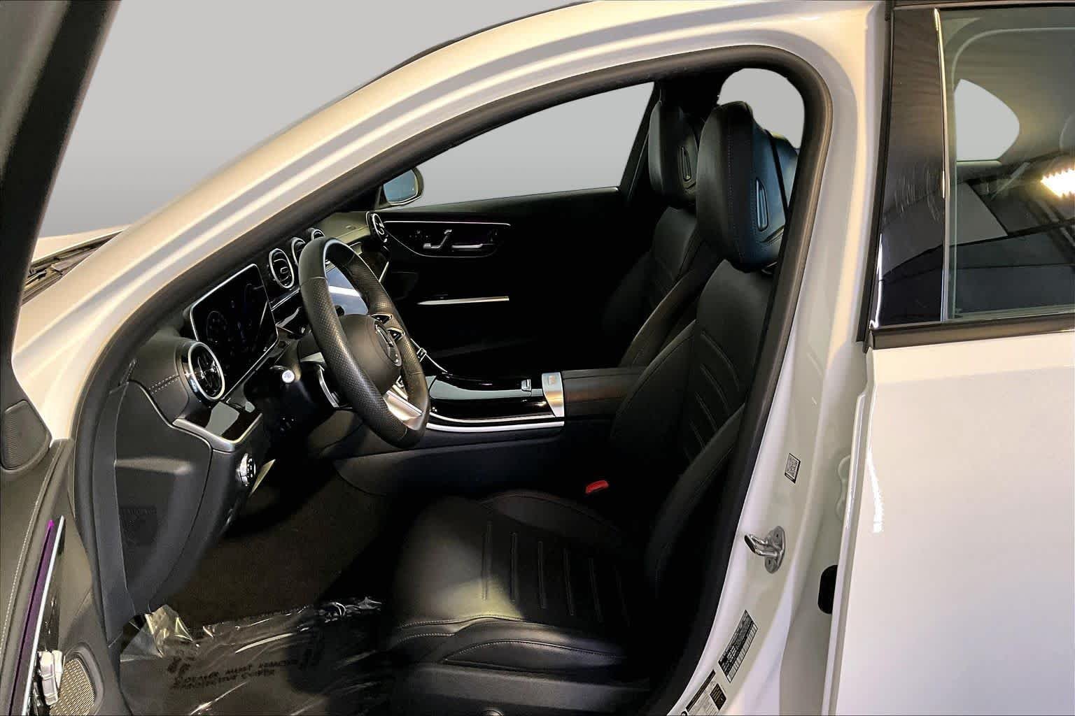 Used 2023 Polar White Mercedes-Benz C 300 image 9