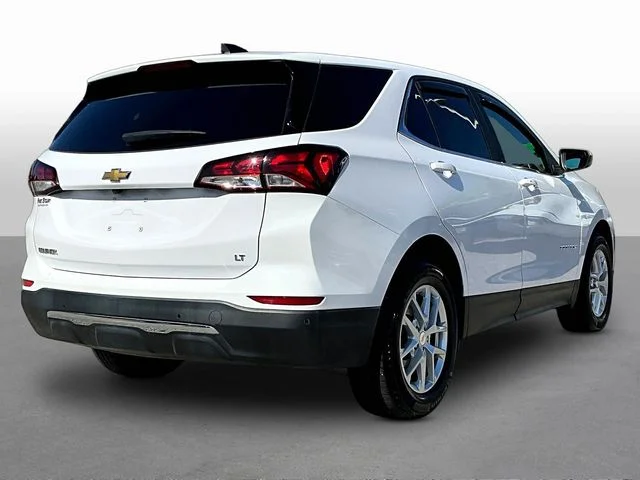 Used 2022 White Chevrolet LT image 8