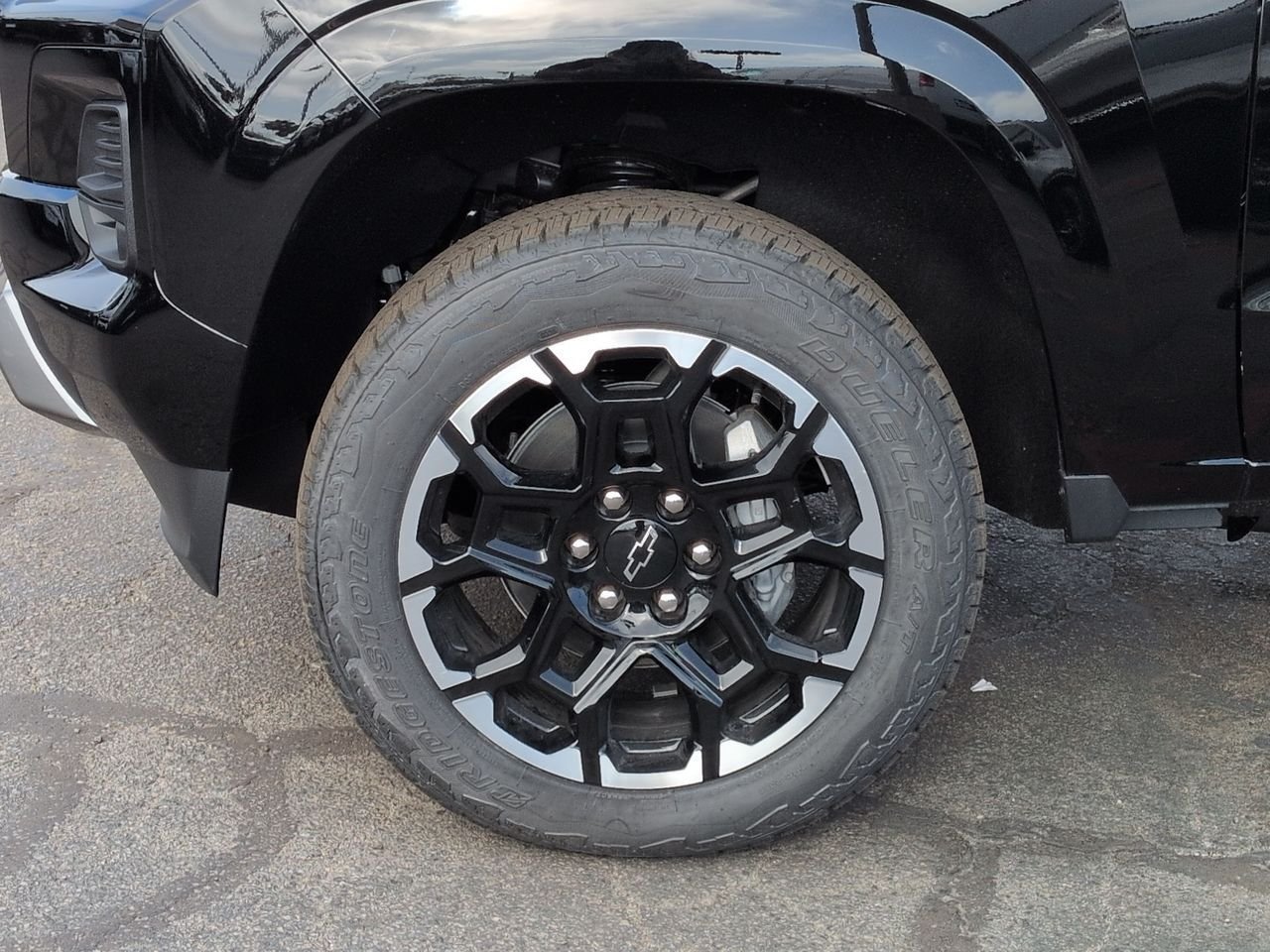 New 2026 Black Chevrolet Z71 image 34